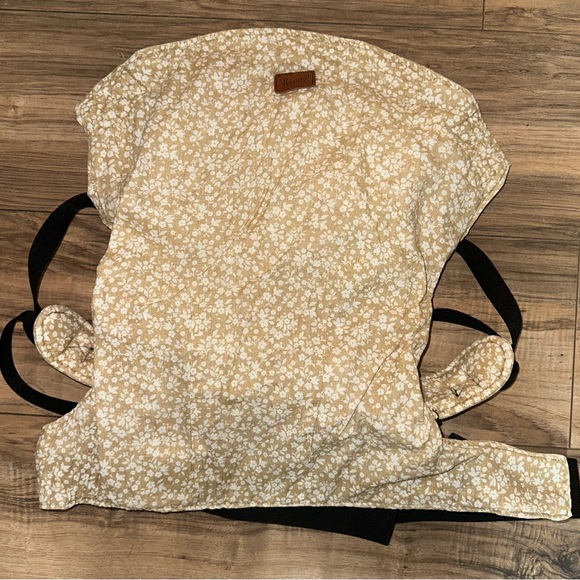 Happy Baby Other - Happy Baby Dune Bloom Carrier